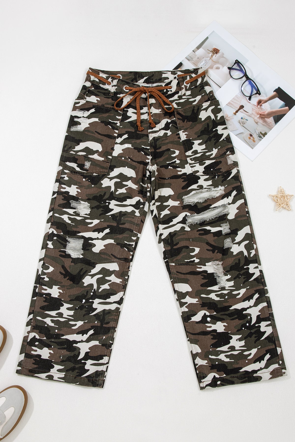 Green Camouflage Print Splashed Distressed Loose Denim Pants