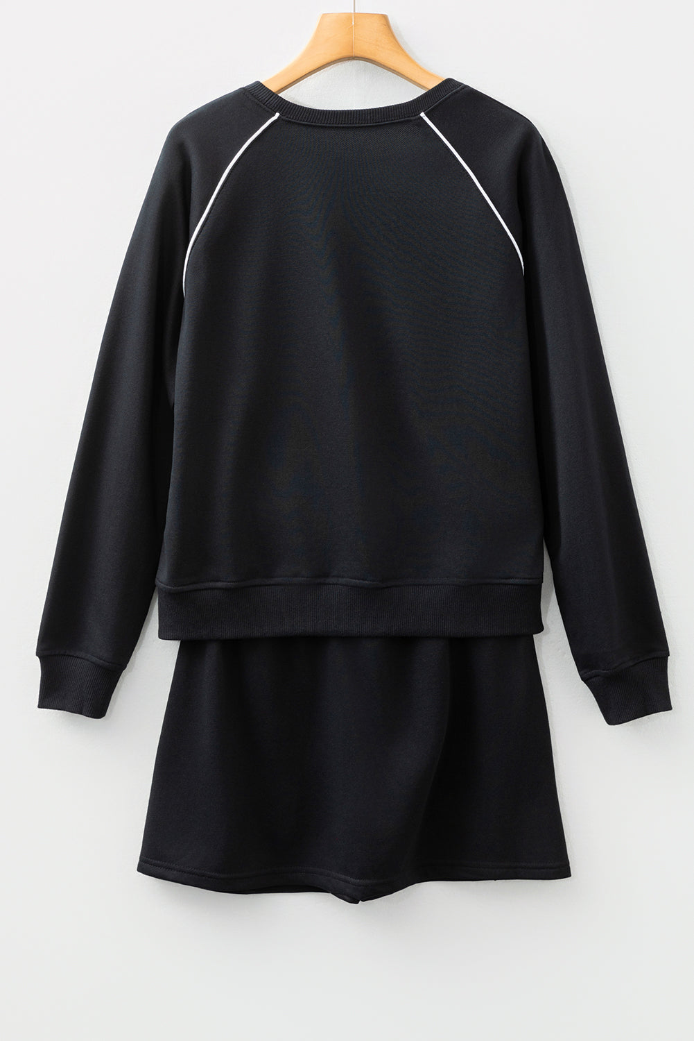Women's Black Contrast Piping Crewneck Pullover Mini Skort Two-Piece Set