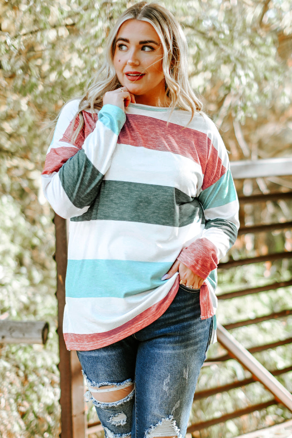 Green Plus Size Color-Block Pullover Top