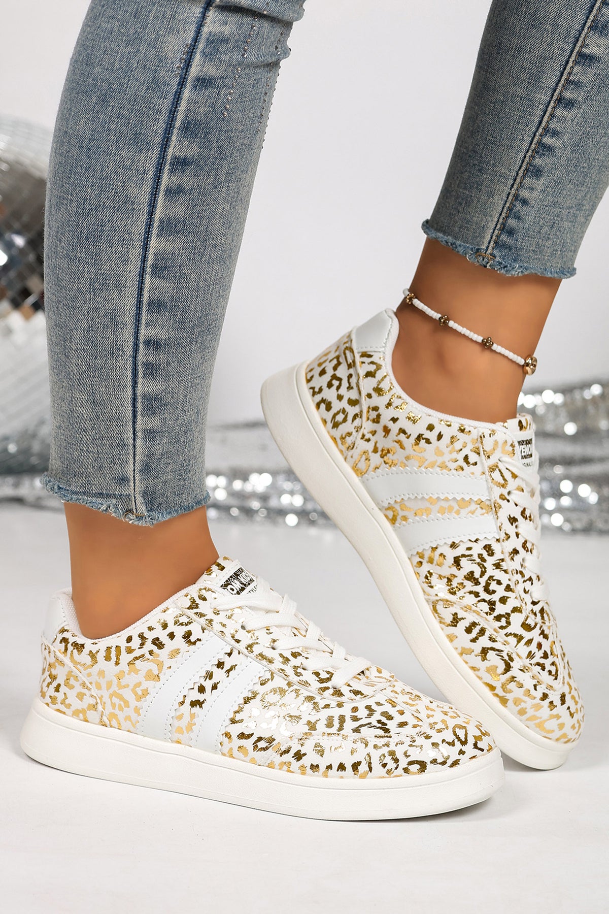 White Leopard Print PU Leather Lace-Up Casual Sneakers