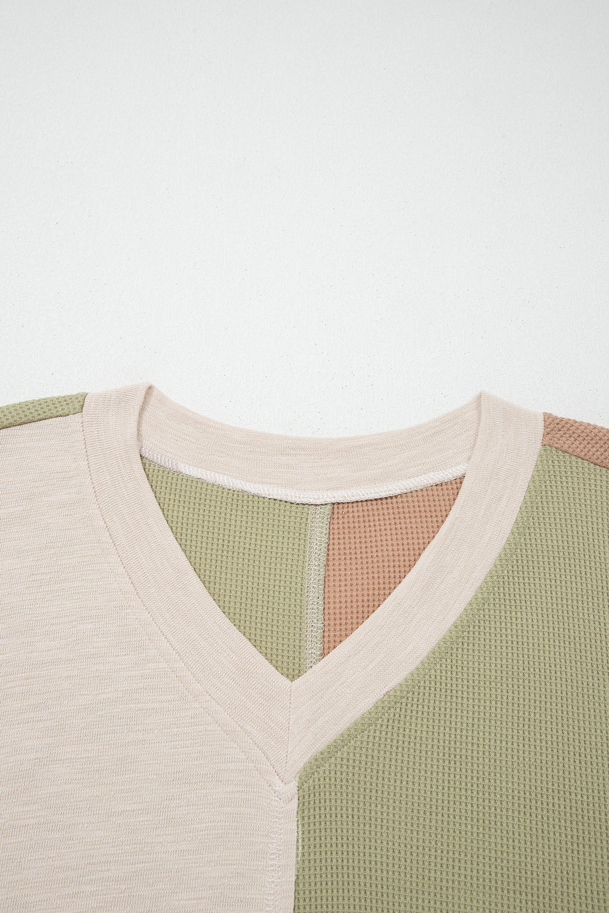 Green Plus Mixed Texture Color-Block Patchwork V-Neck Long-Sleeve Top