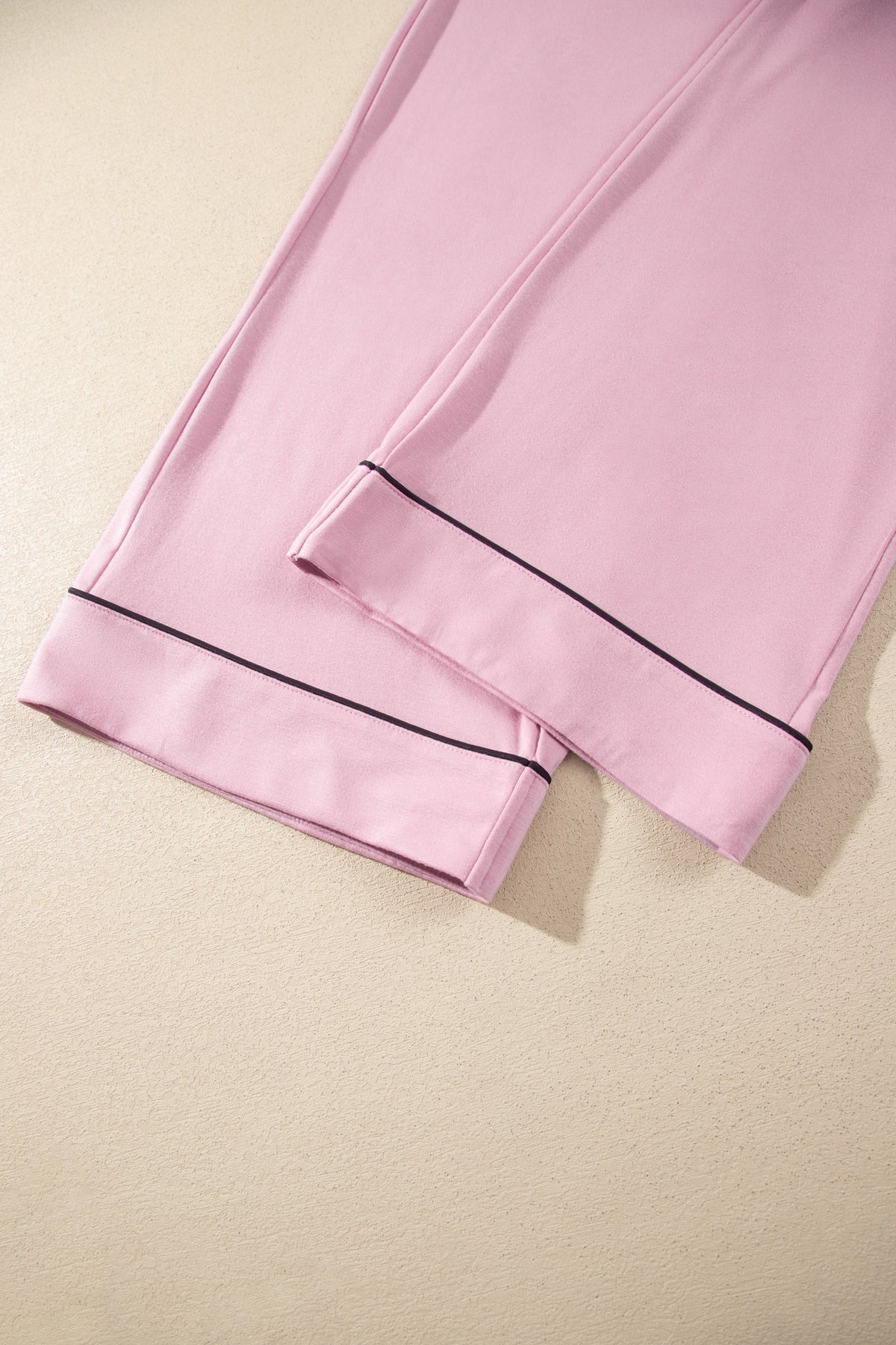 Delicacy Contrast Piping Lapel Button Down Pajama Set