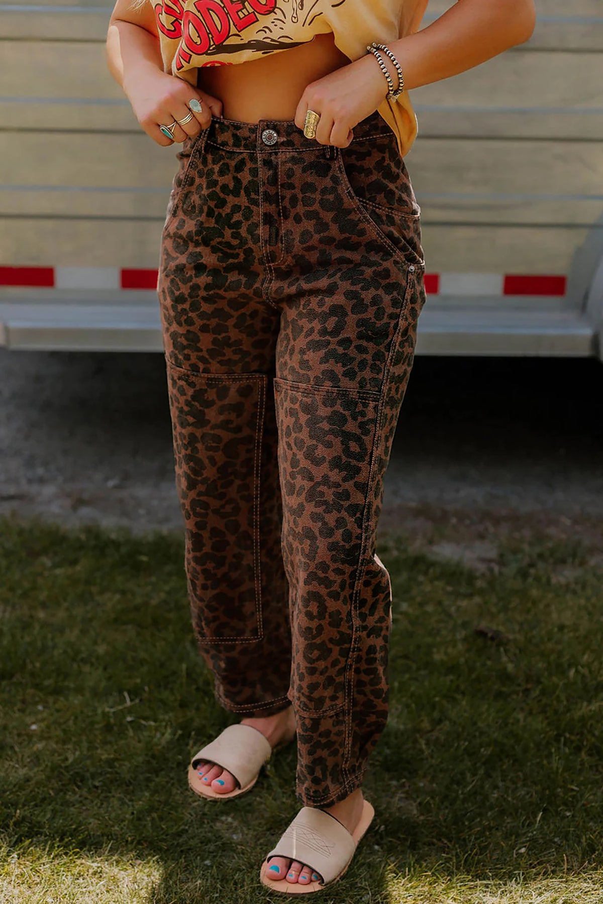 Brown Clear Seam Patchwork Leopard Print Barrel Jeans