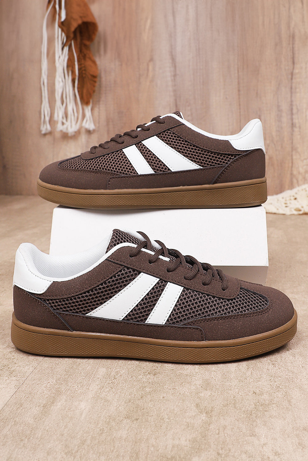 Coffee Breathable Mesh PU Leather Patchwork Lace-up Sneakers
