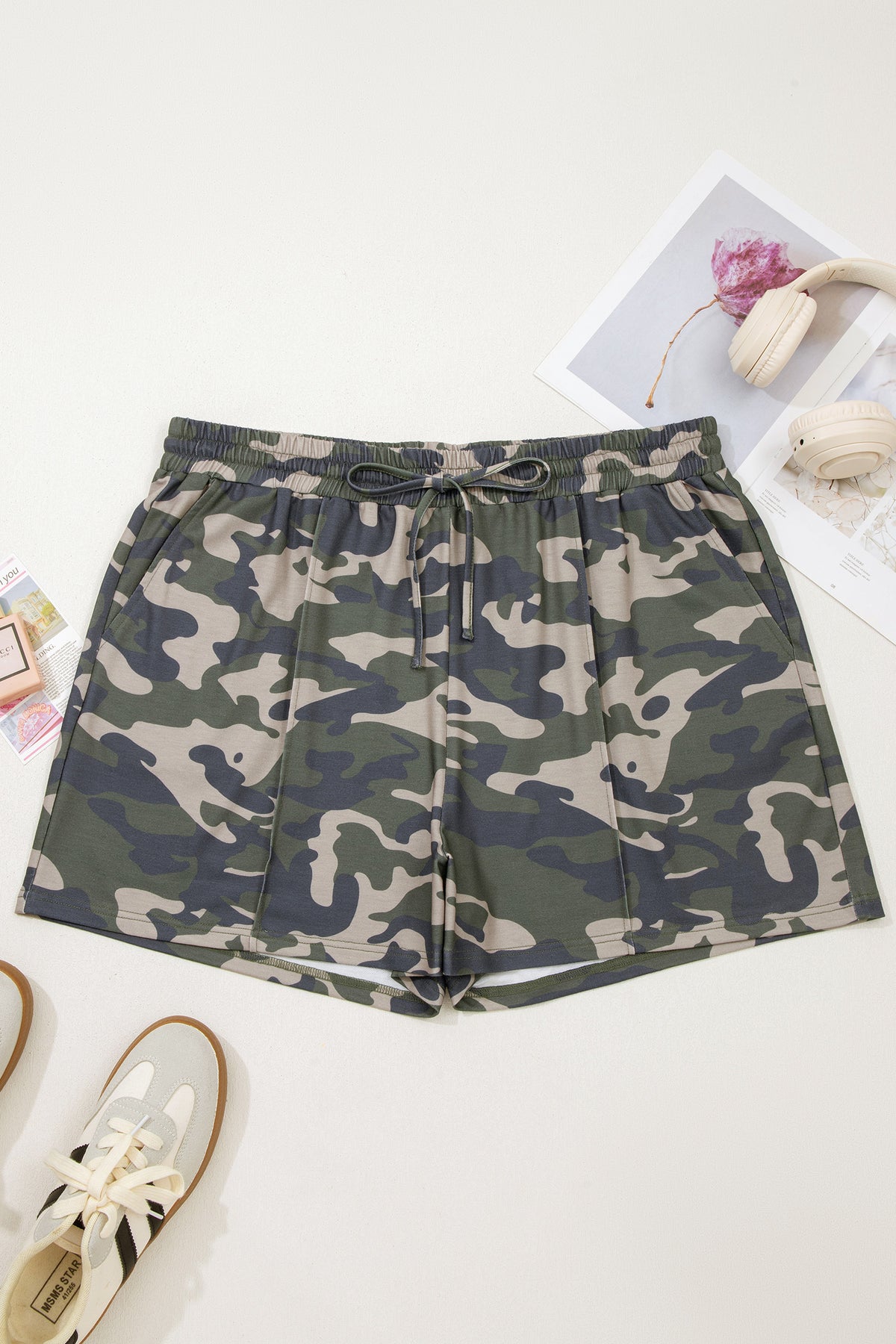 Green Tie Elastic-Waist Pocketed Plus Size Camo Shorts