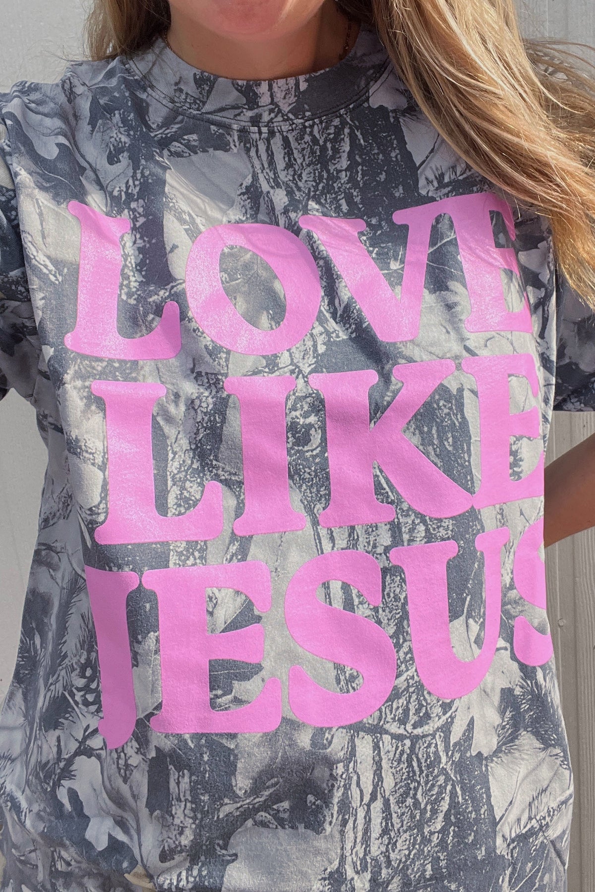 Gray Woodland Camouflage LOVE LIKE JESUS Plus Size T-Shirt