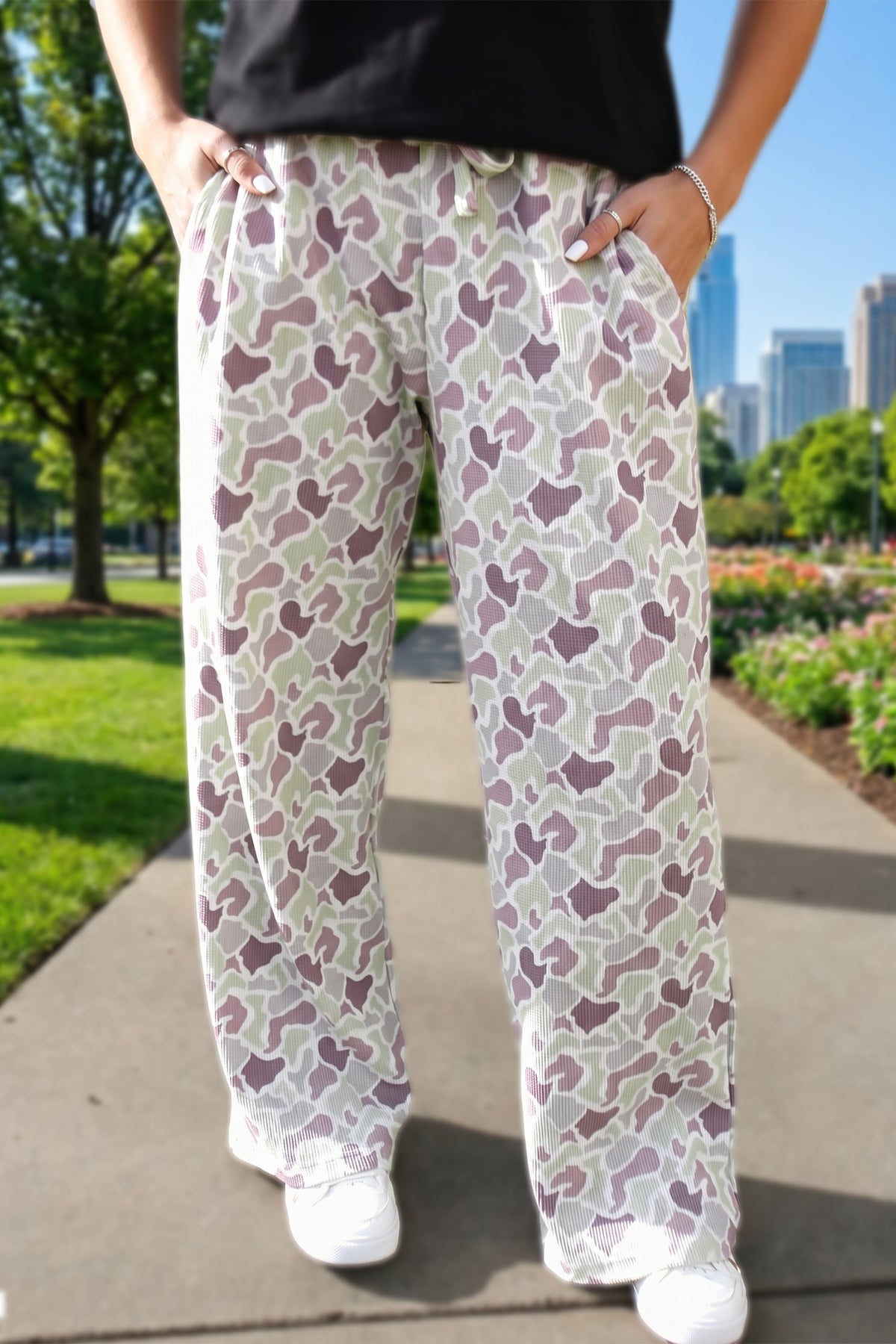 Green Camo Print Drawstring Waist Loose Fit Full-Length Pants