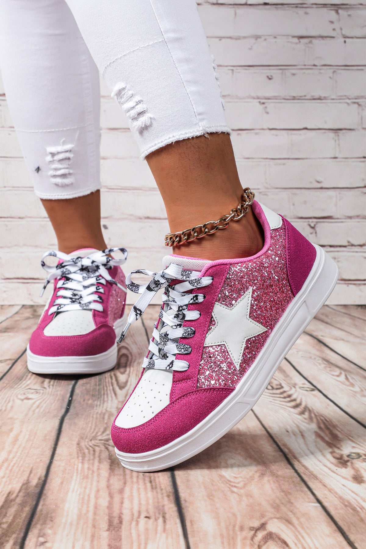 Rose Red Stylish Color Block Glitter Star Patchwork Lace-up Sneakers