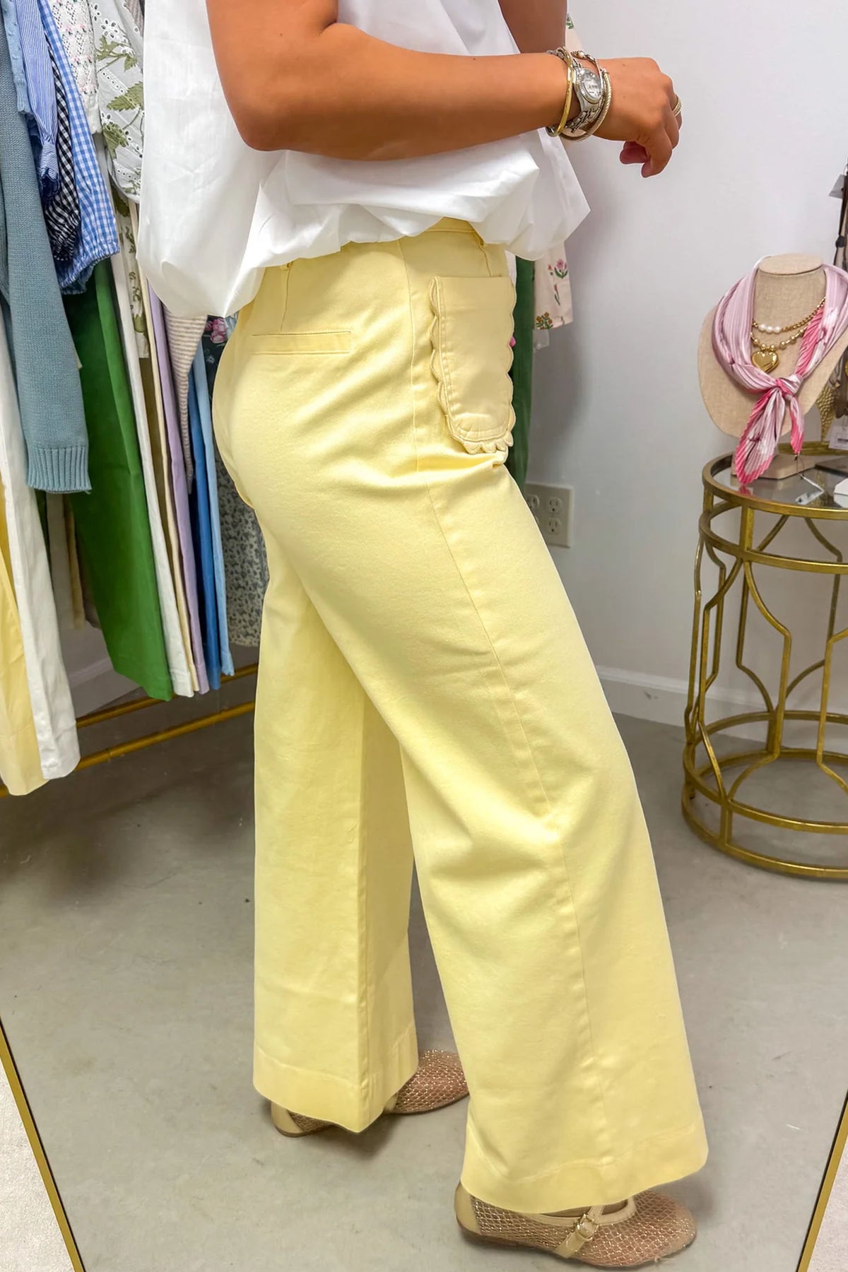 Yellow Solid Scalloped Patch Pocket Shift Jeans