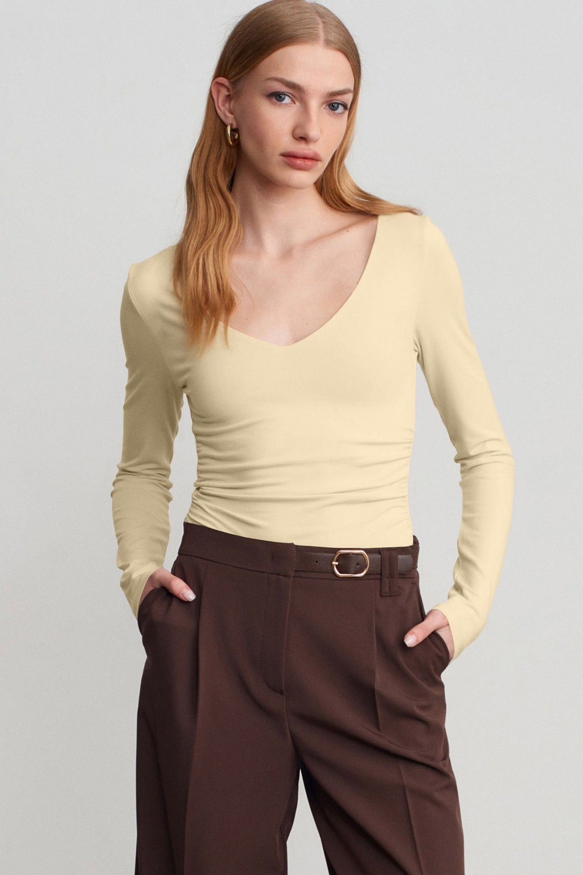 Beige Slim Fit V Neck Long Sleeve Bra Built-In Top