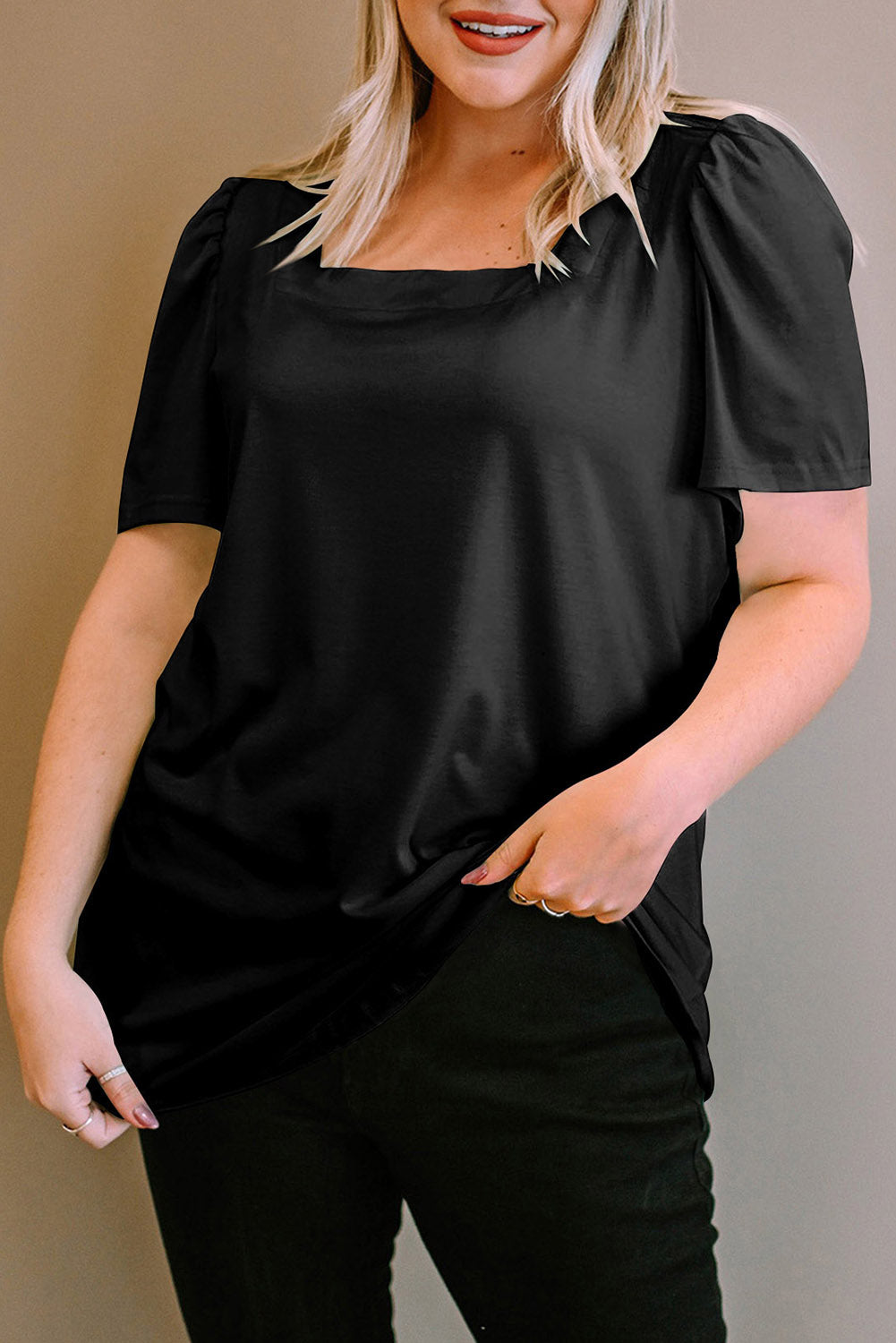 Black Plus Size Square Neck Ruched Shoulder Short-Sleeve Top
