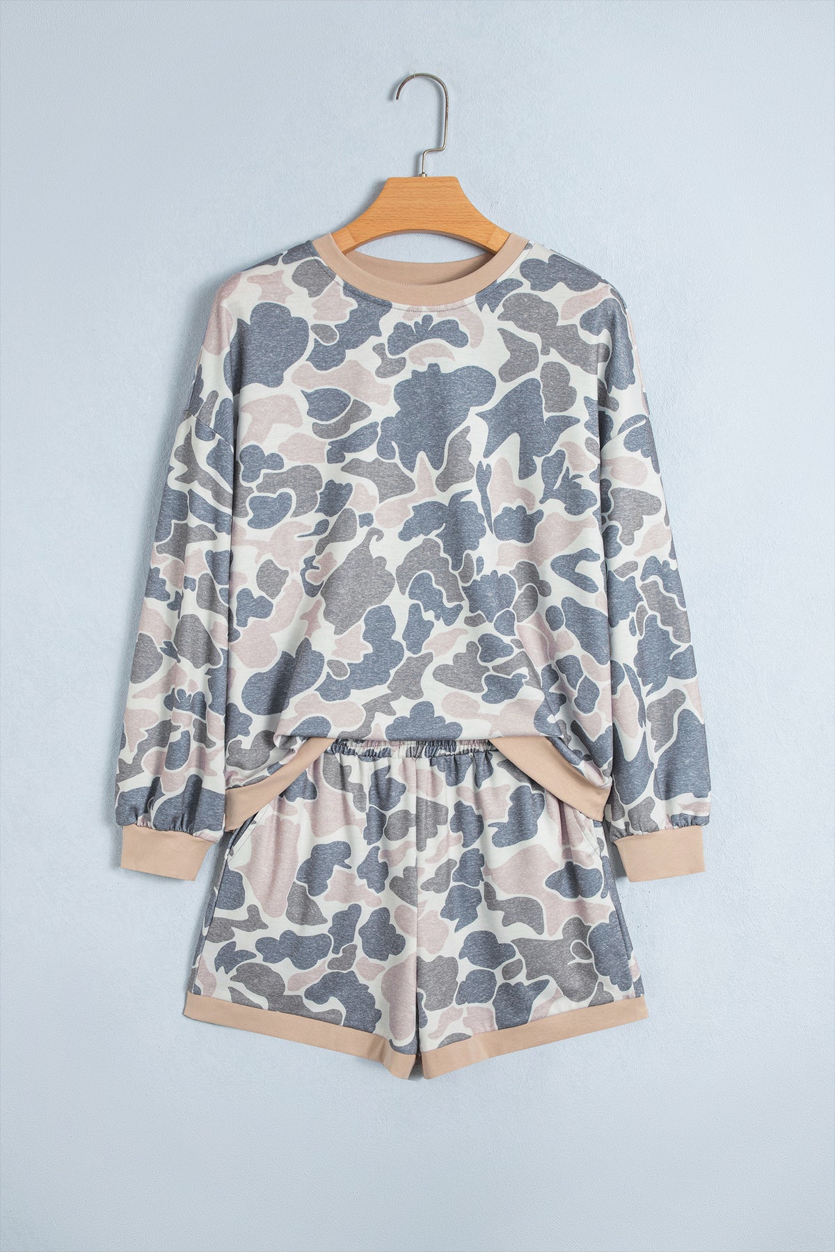 Women's Multicolour Camouflage Patchwork Colorblock Two-Piece Long-Sleeve Top and Shorts Set