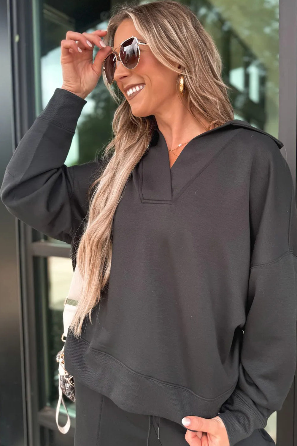 Women's Bristol Black Collared V-Neck Pullover Sweatshirt Sweatpants Set