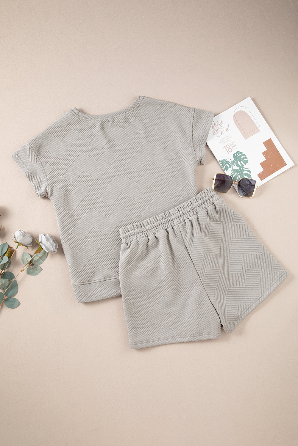 Women's Gray Textured Top Two-Piece Shorts Two-Piece Set