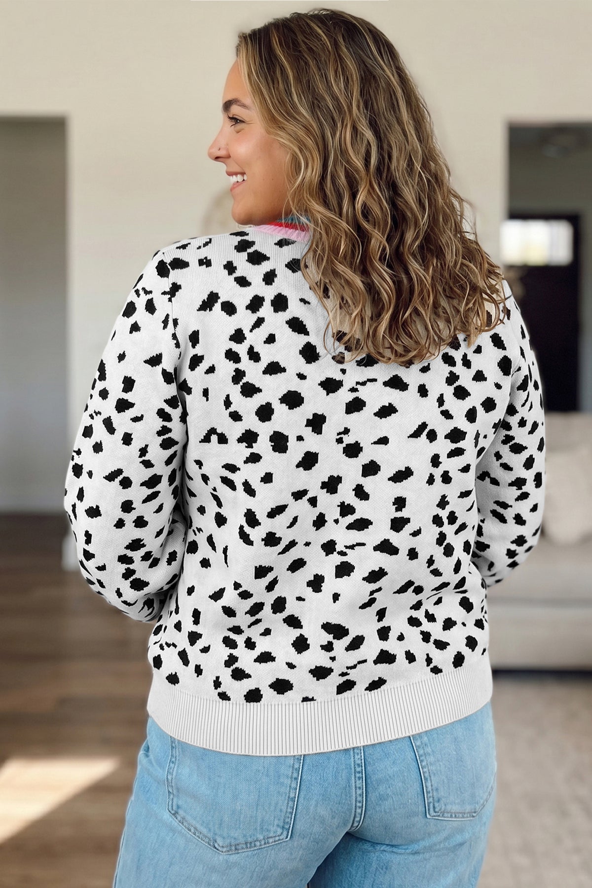 White Leopard Print Color-Block Round-Neck Long-Sleeve Tunic Plus Size Sweater