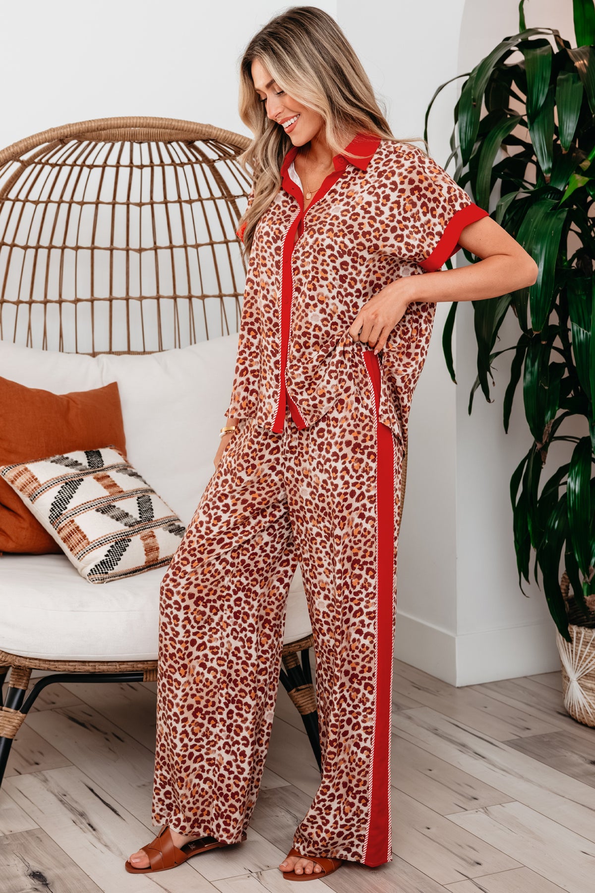Women's Brown Contrast Trim Leopard Top & Pants Two-Piece Set