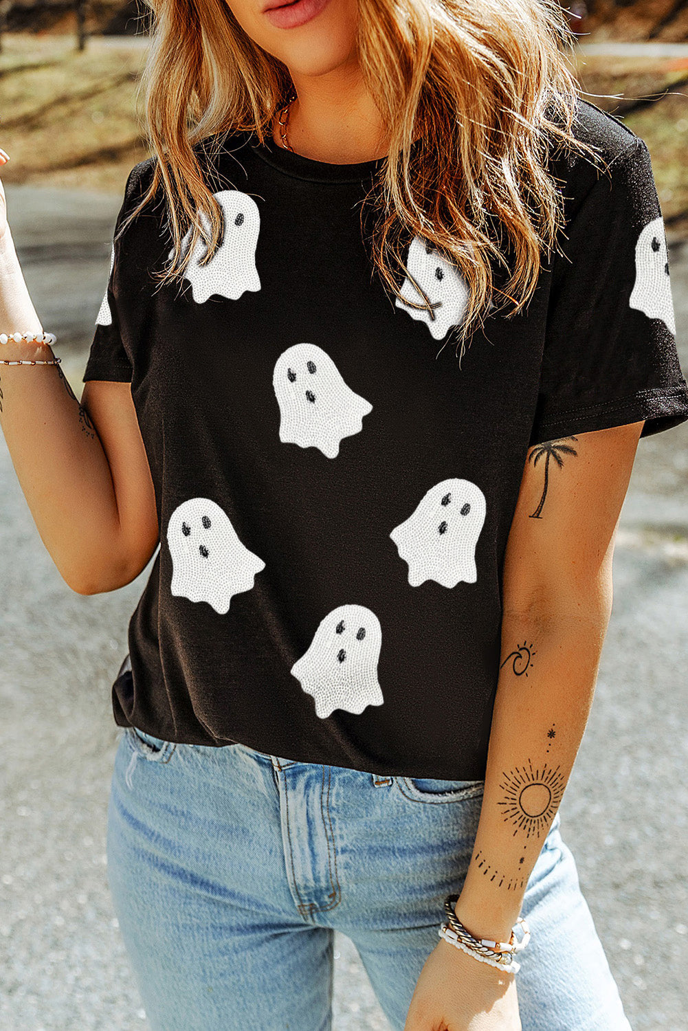 Black Sequin Halloween Ghost Patched Casual T-Shirt