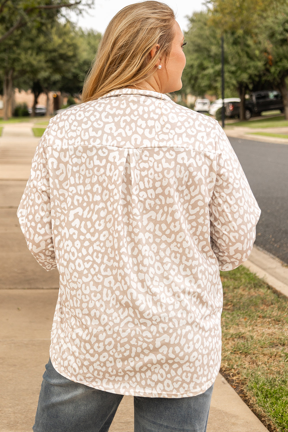 Apricot Leopard Tab Sleeve V-Neck Plus Size Top