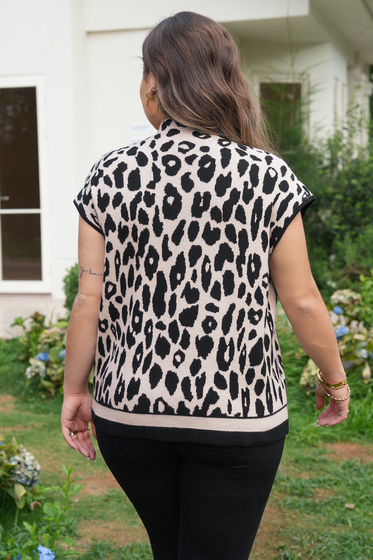 Black Plus Size Leopard Print High Neck Short-Sleeve Sweater