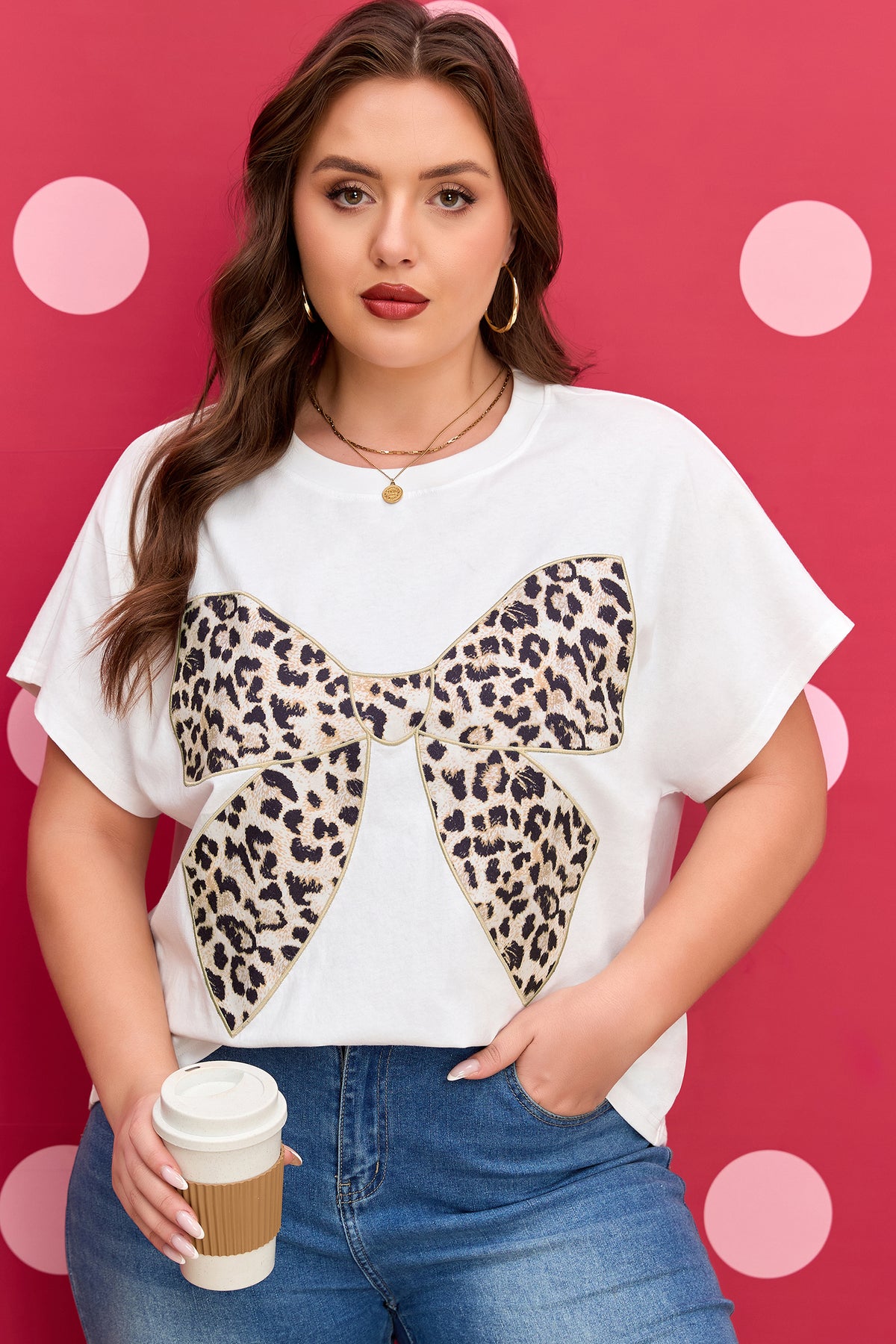 White Plus Size Leopard Bow Embroidered Patch Casual T-Shirt