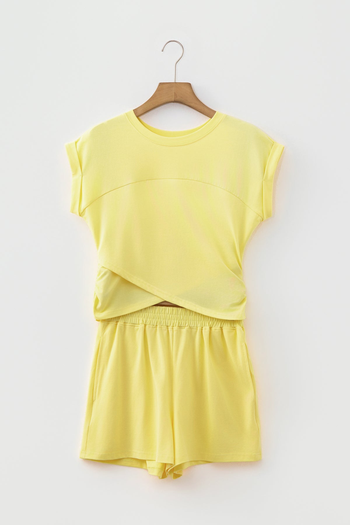 Women's Mint Green Solid Short-Sleeve Elastic Waist Pocket Casual Two-Piece Shorts Set