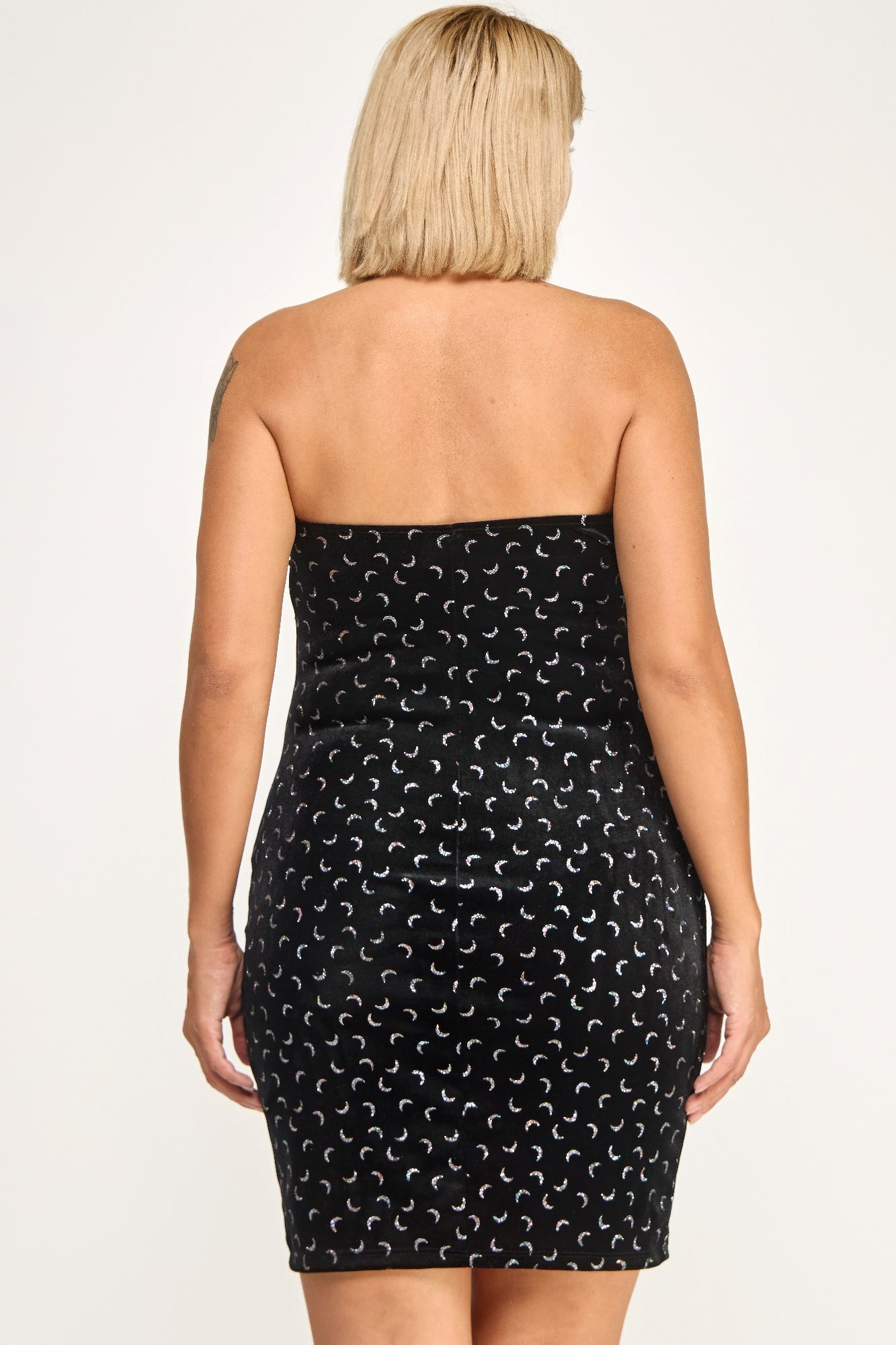 Plus Velvet Strapless Dress W/ Metal Crescent Det