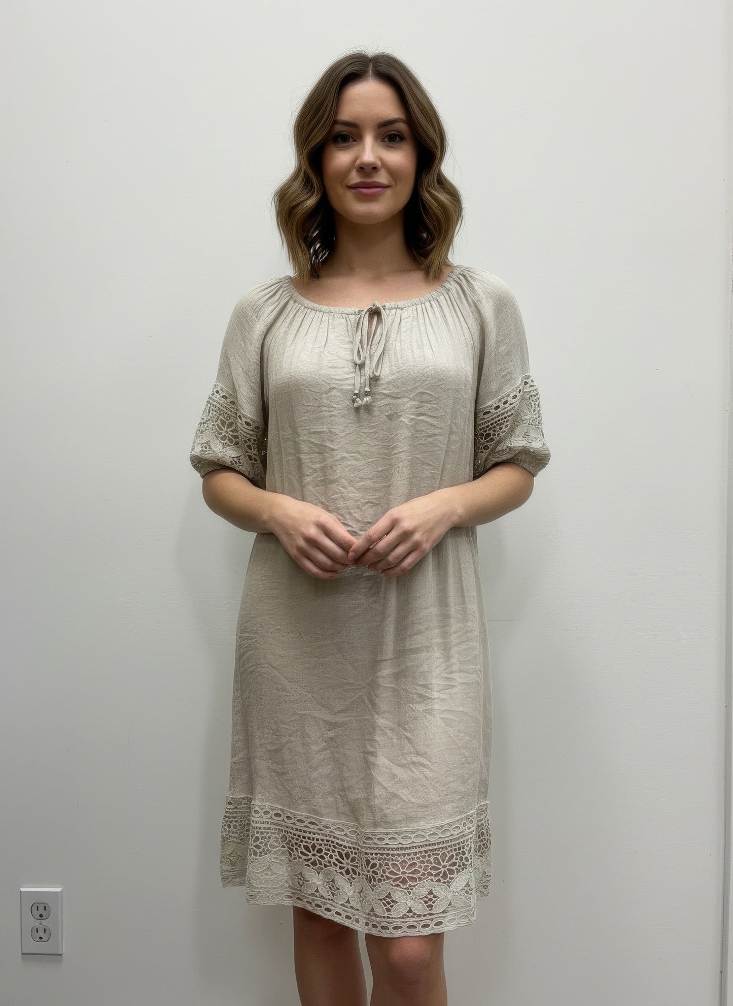 Mlle Gabrielle Solid Short Sleeve Dress