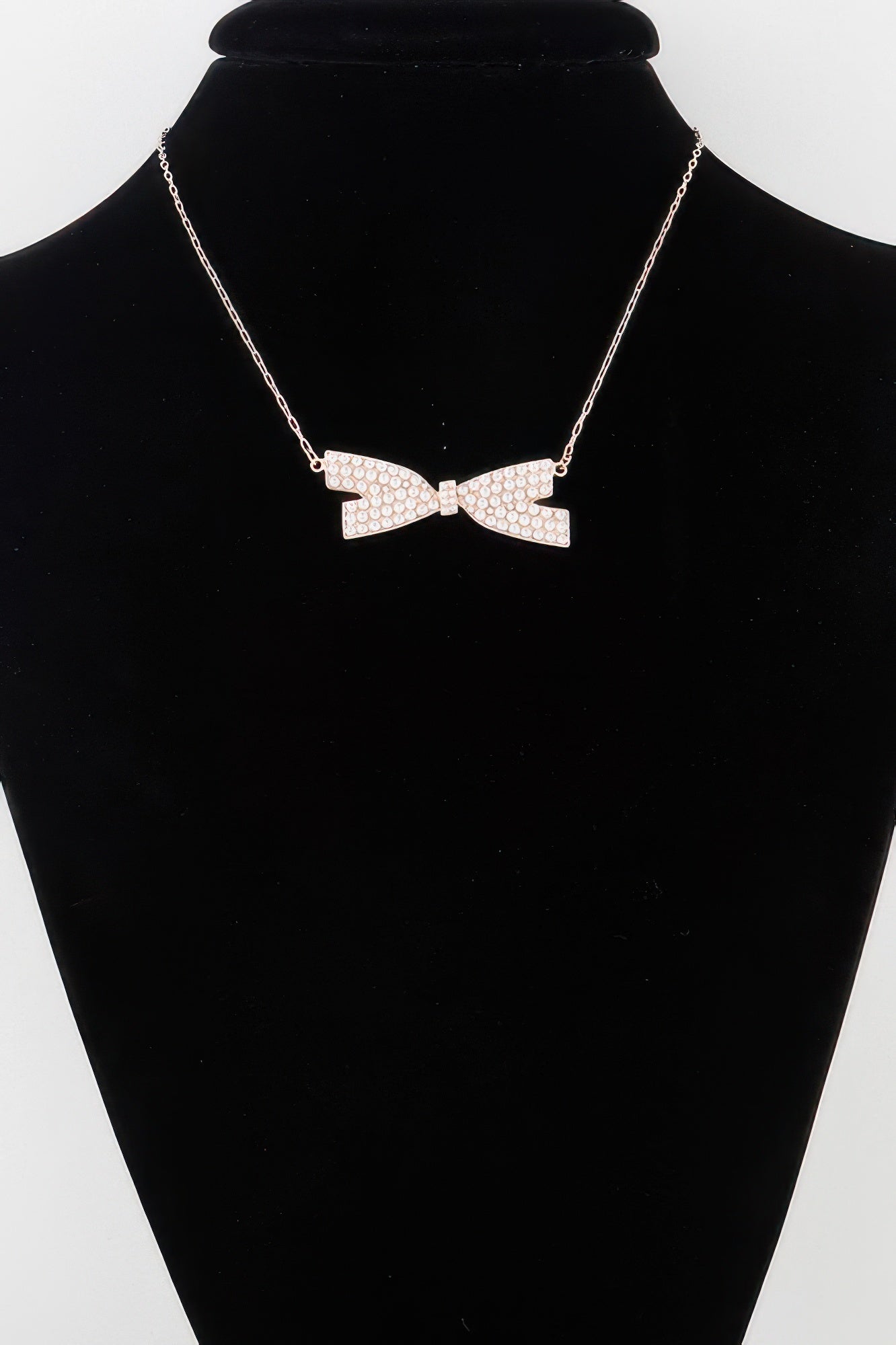 Faux Pearl Bow Necklace