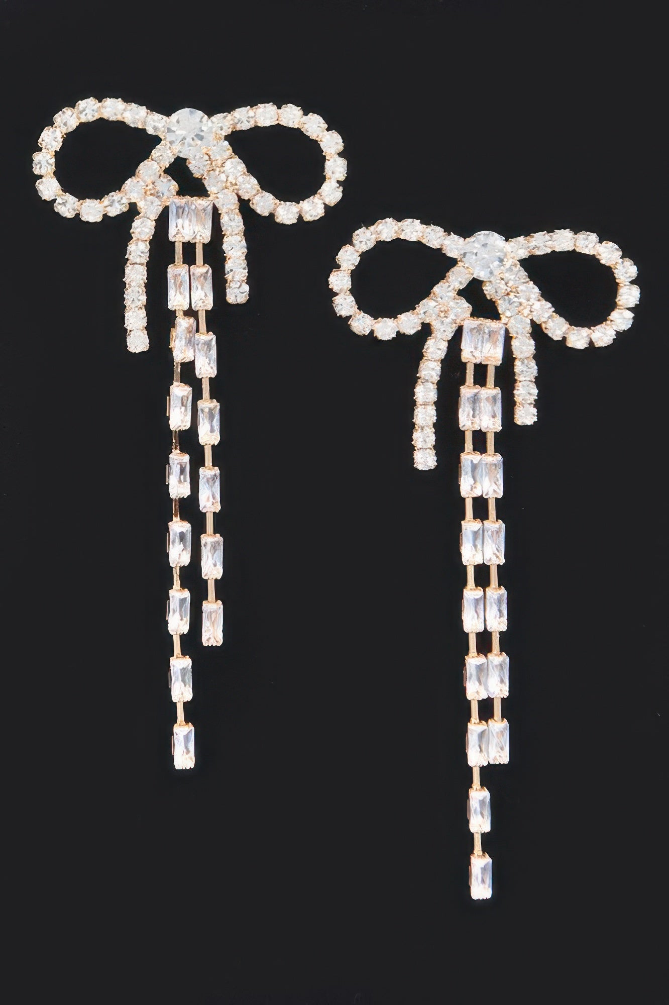 Rhinestone Ribbon Earring