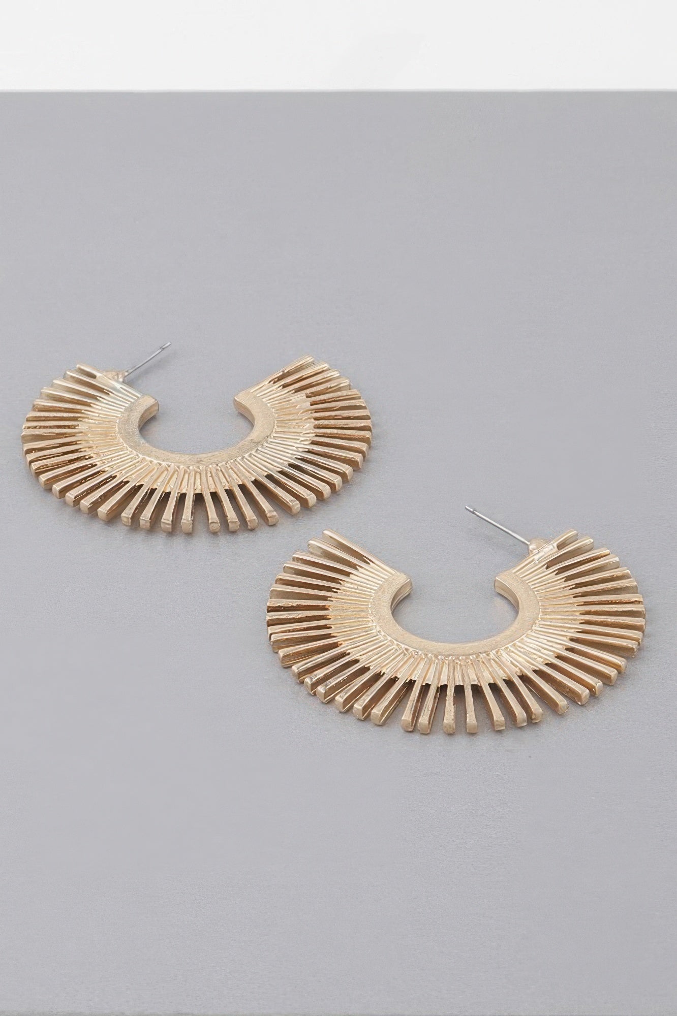 Rising Disk Hoop Earrings