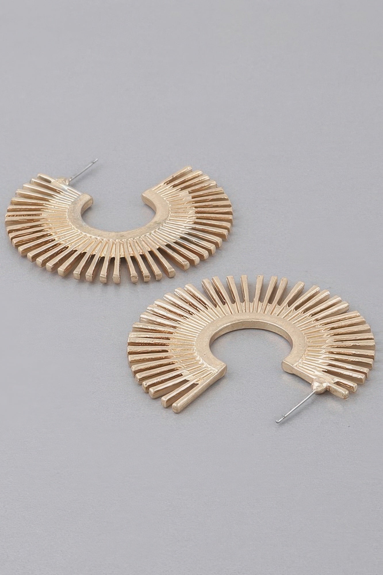 Rising Disk Hoop Earrings