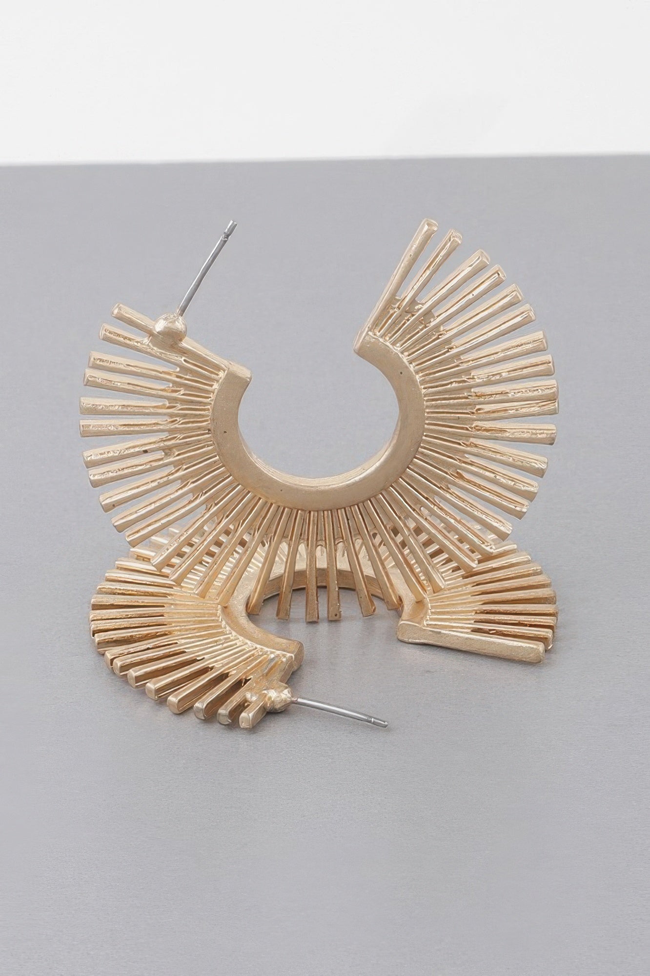 Rising Disk Hoop Earrings