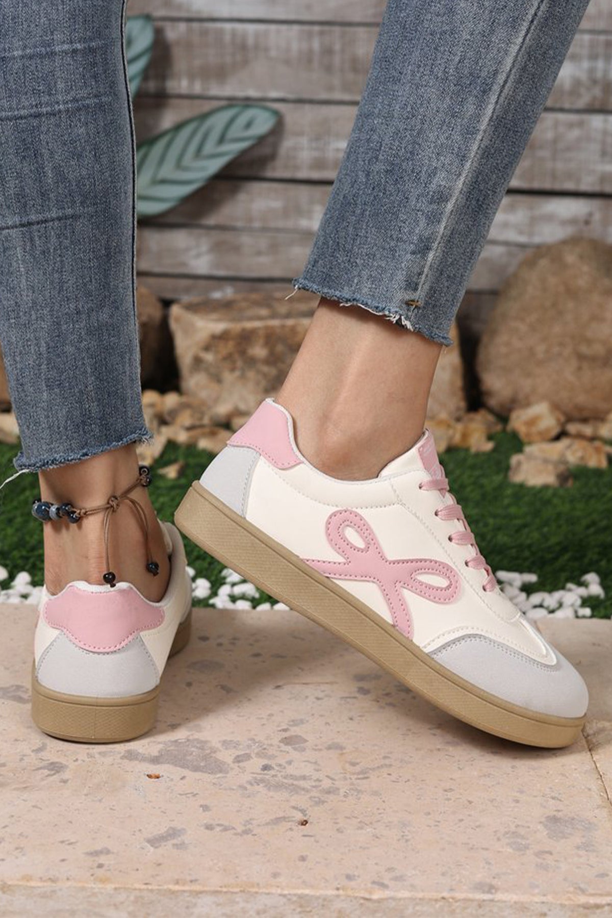 Fiery Red Bow Patch Color Block PU Leather Sneakers