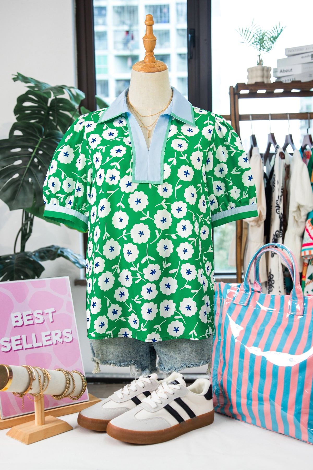 Green Flower Contrast Patchwork Collar Short Sleeve Blouse