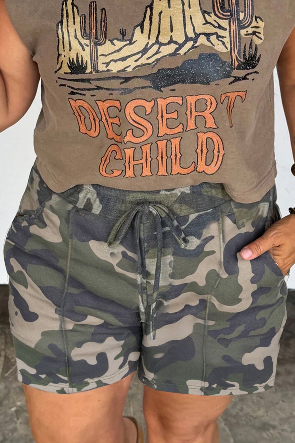 Green Tie Elastic-Waist Pocketed Plus Size Camo Shorts