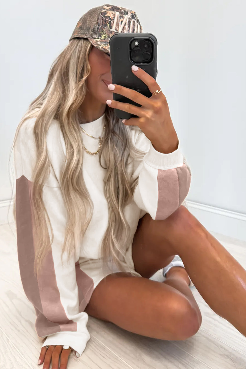 Women's White Color Block Patchwork Drop Shoulder Pullover Shorts Two-Piece Outfit Set