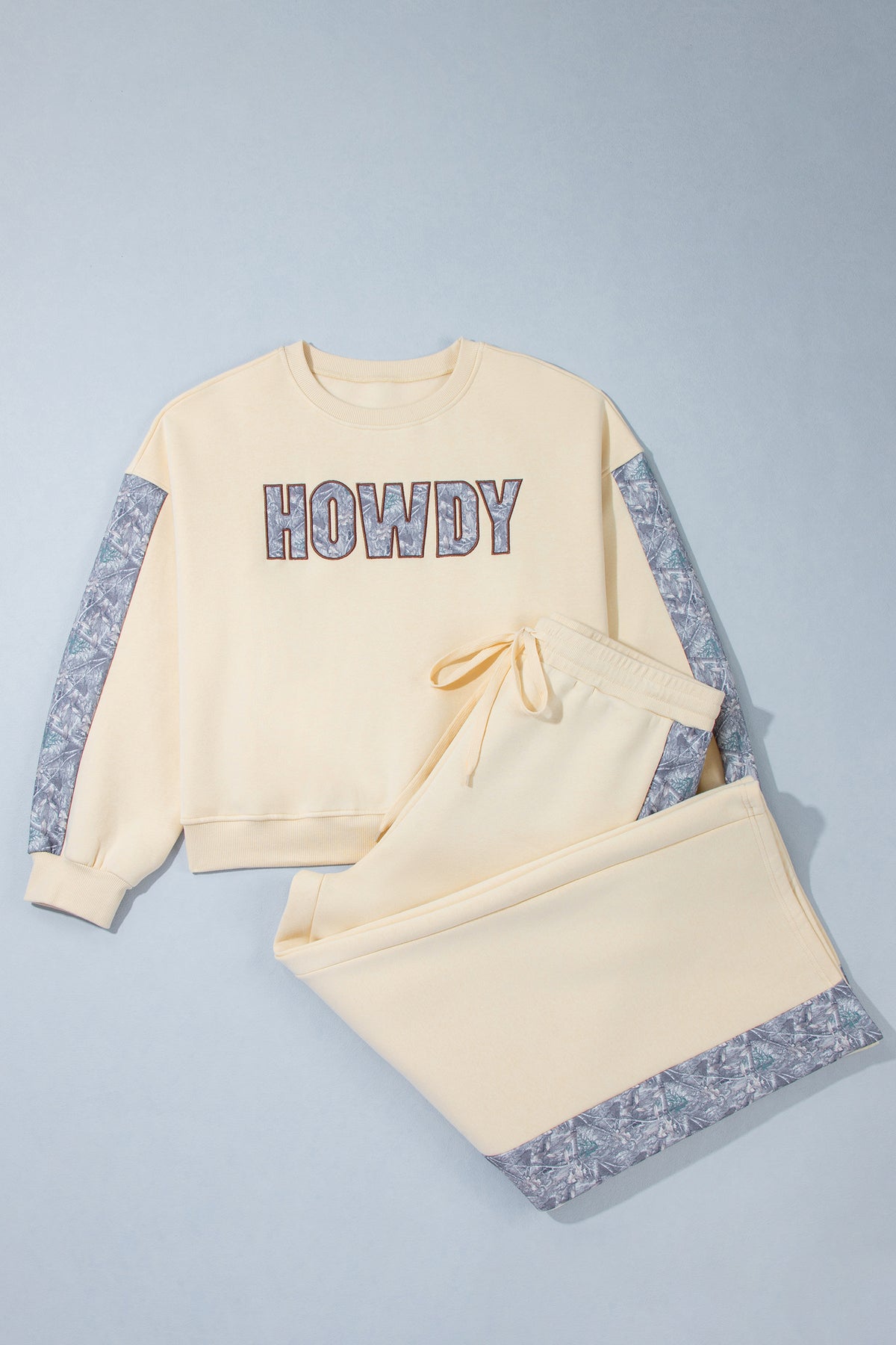 Parchment HOWDY Letter Print Color-Block Side Stripe Long-Sleeve Plus Size Set