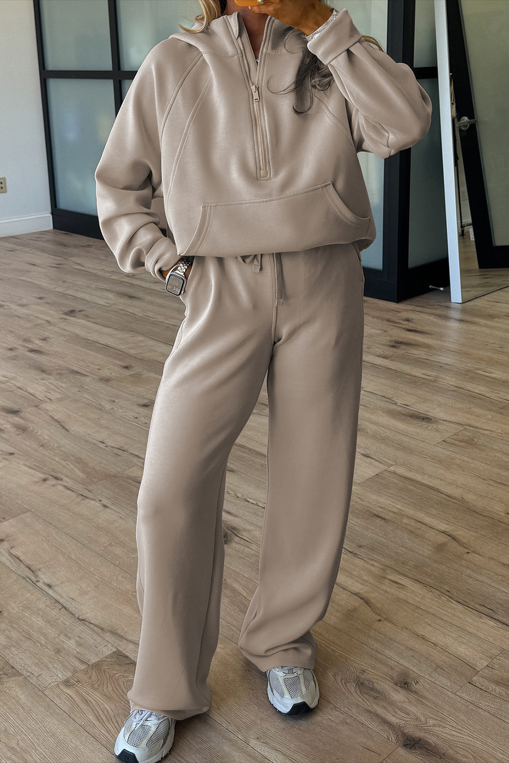 Women's Jet Stream Half Zip Thumbhole Sleeve Hoodie Active Pants Two-Piece Outfit Set