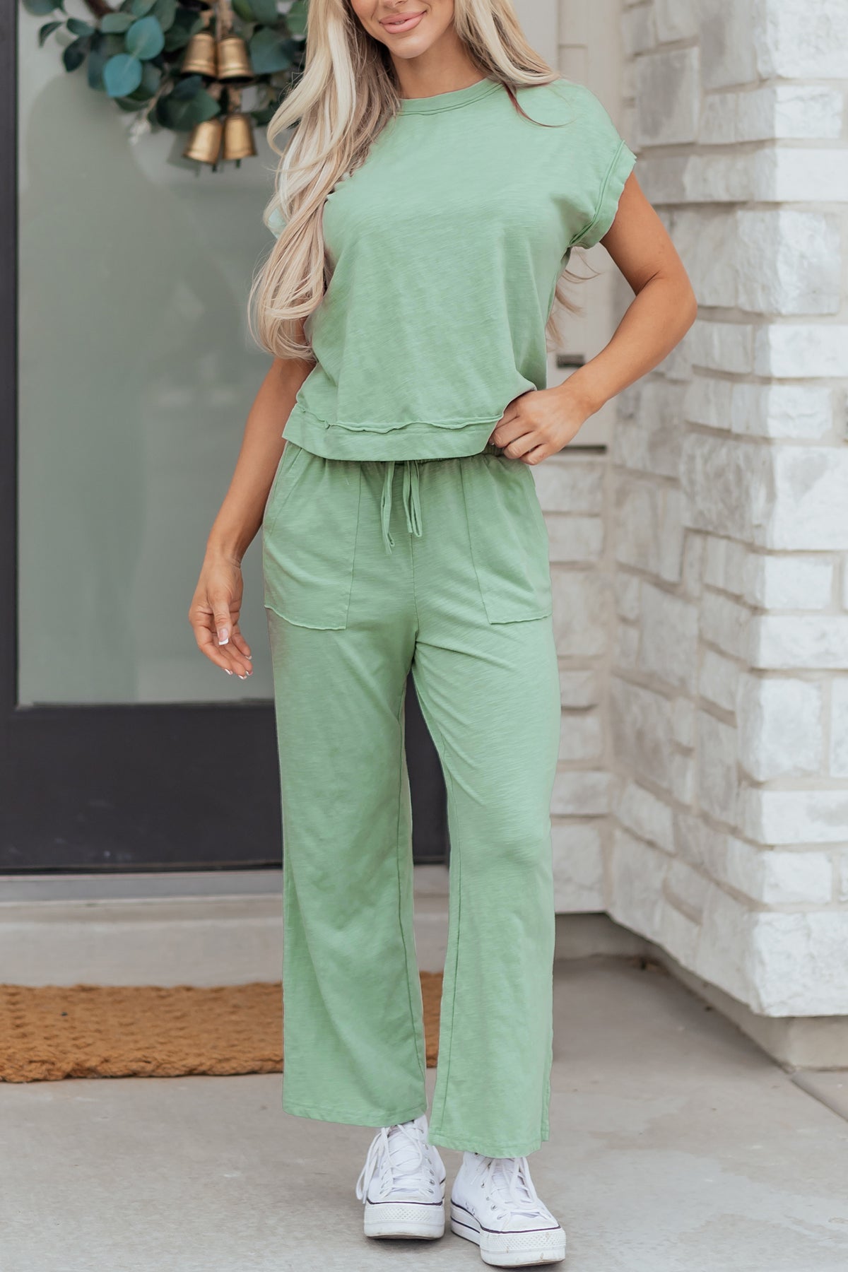 Women's Canton Cuffed Short-Sleeve Tee Raw Seam Patch Pocket Drawstring Pants Set