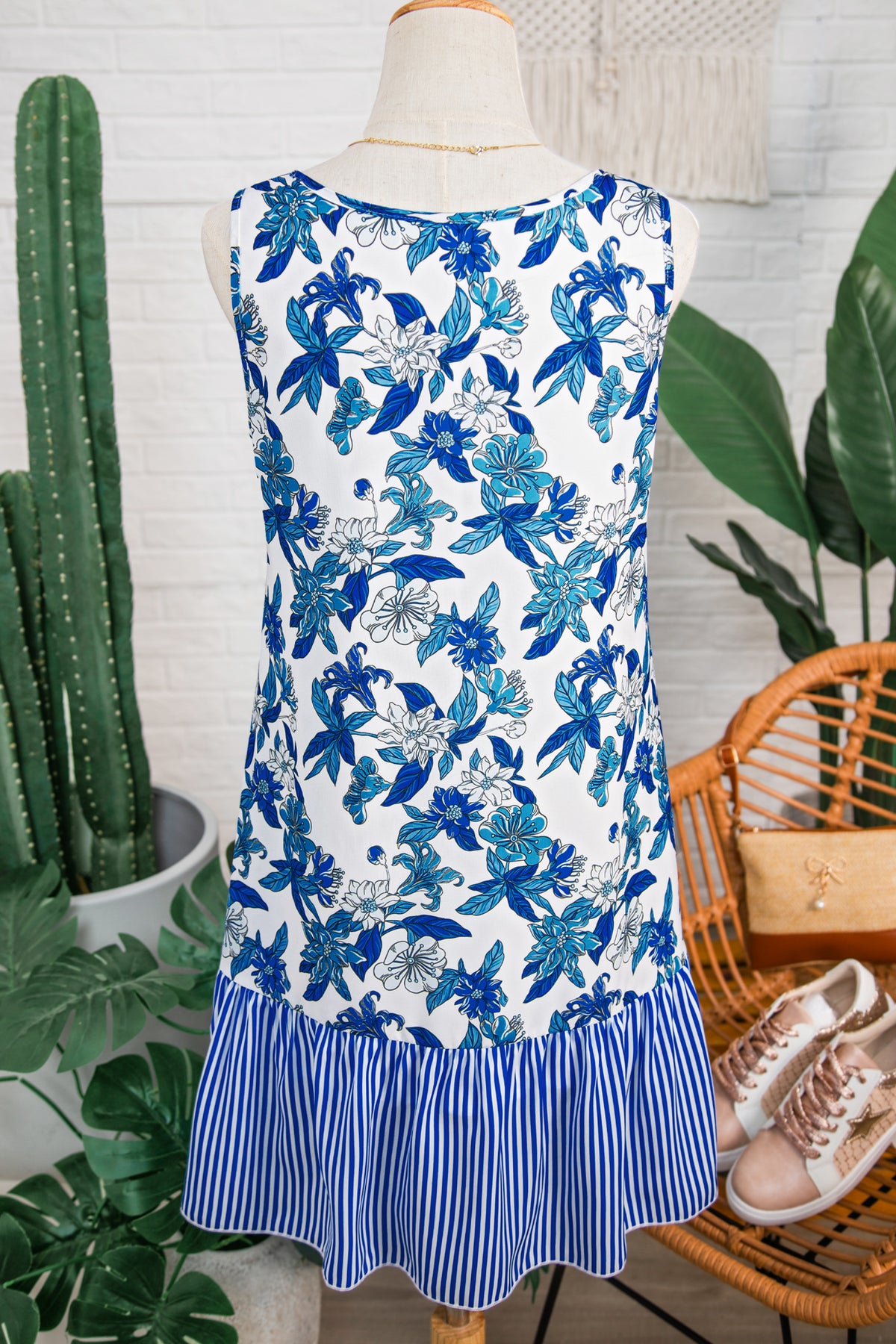 Sky Blue Floral U Neck Sleeveless Striped Ruffle Hem Patchwork Dress