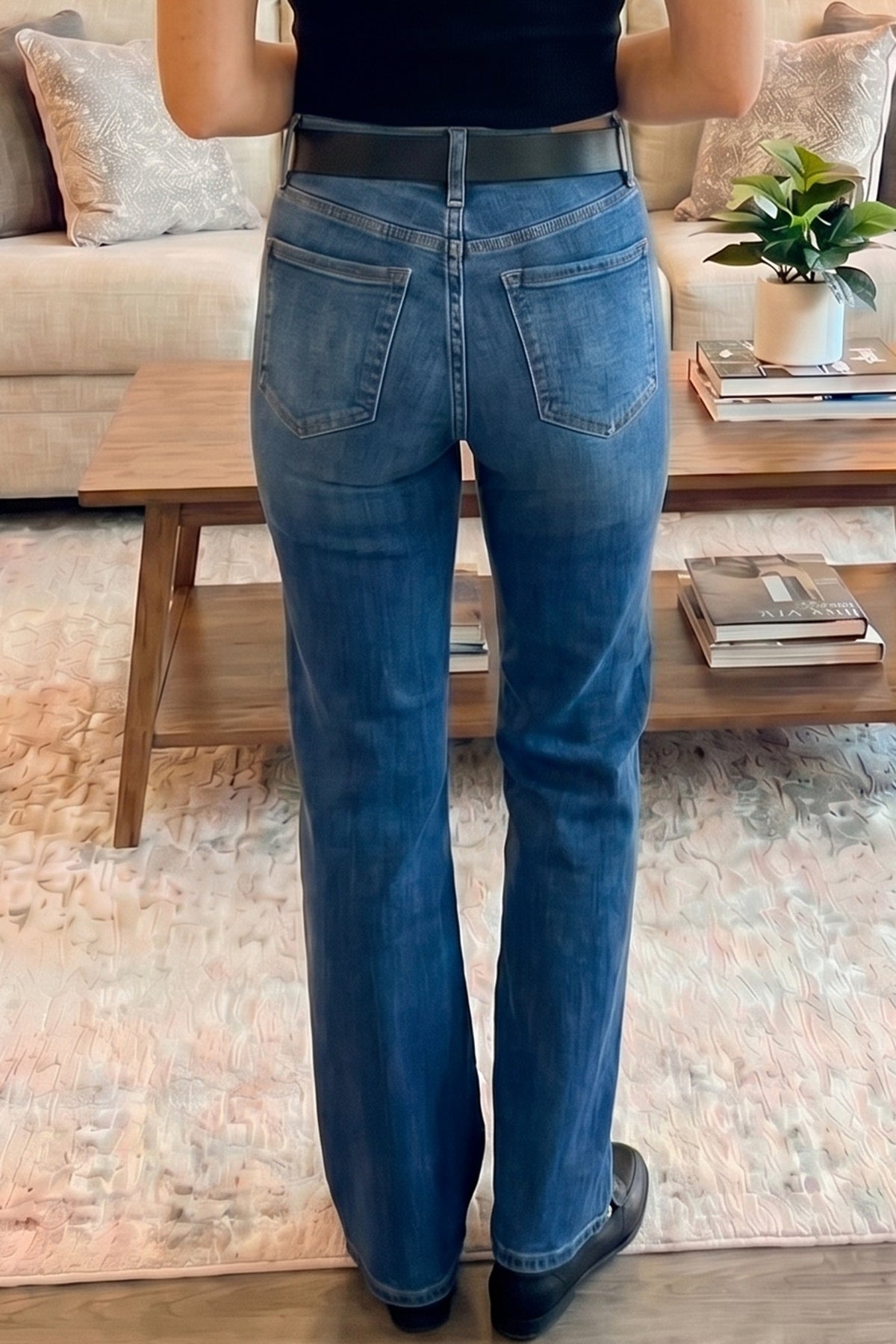 Sky Blue Tailored Seam Shift Jeans