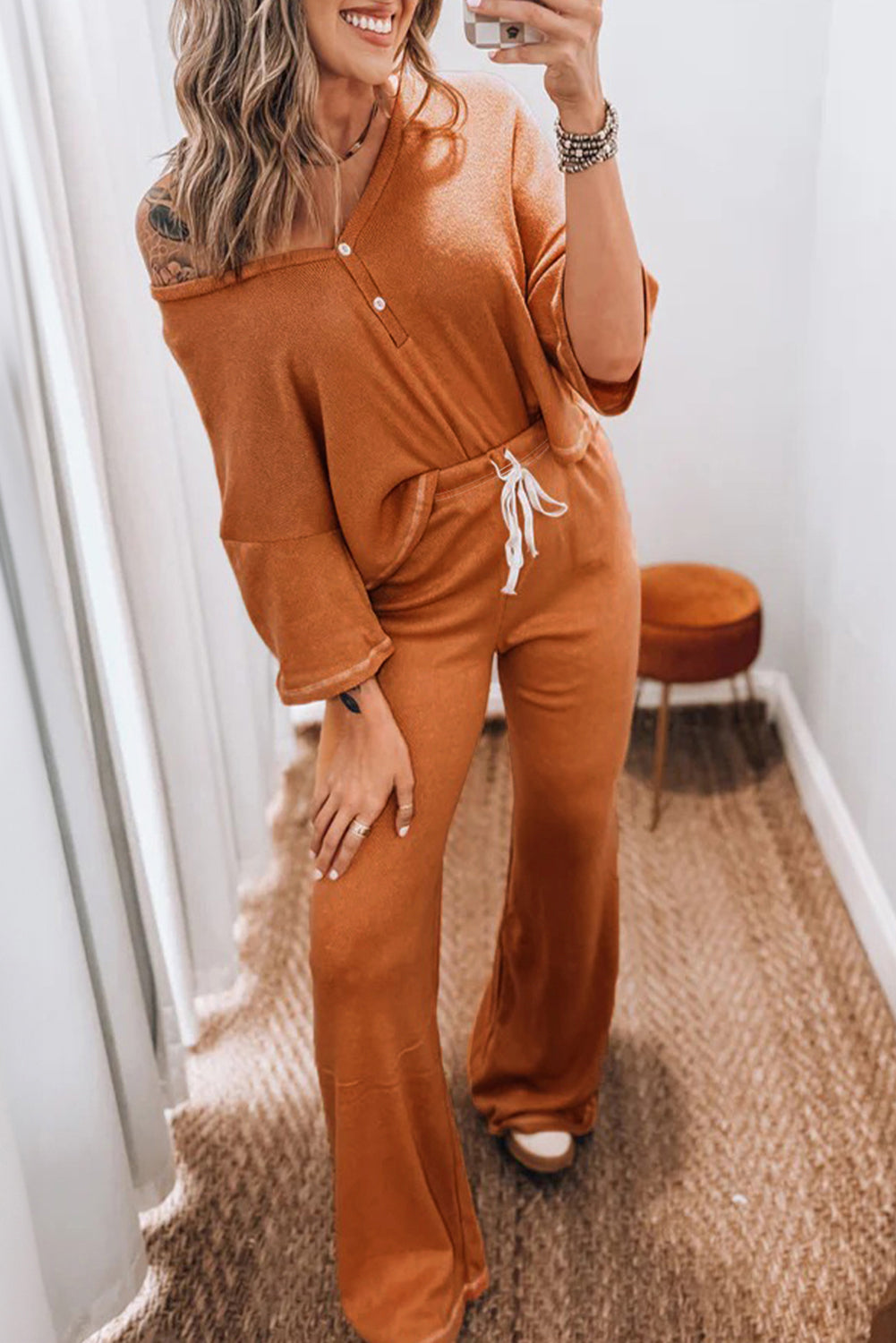 Women's Grapefruit Orange Contrast Stitching Buttoned V-Neck Half Sleeve Top & Flare Pants Set