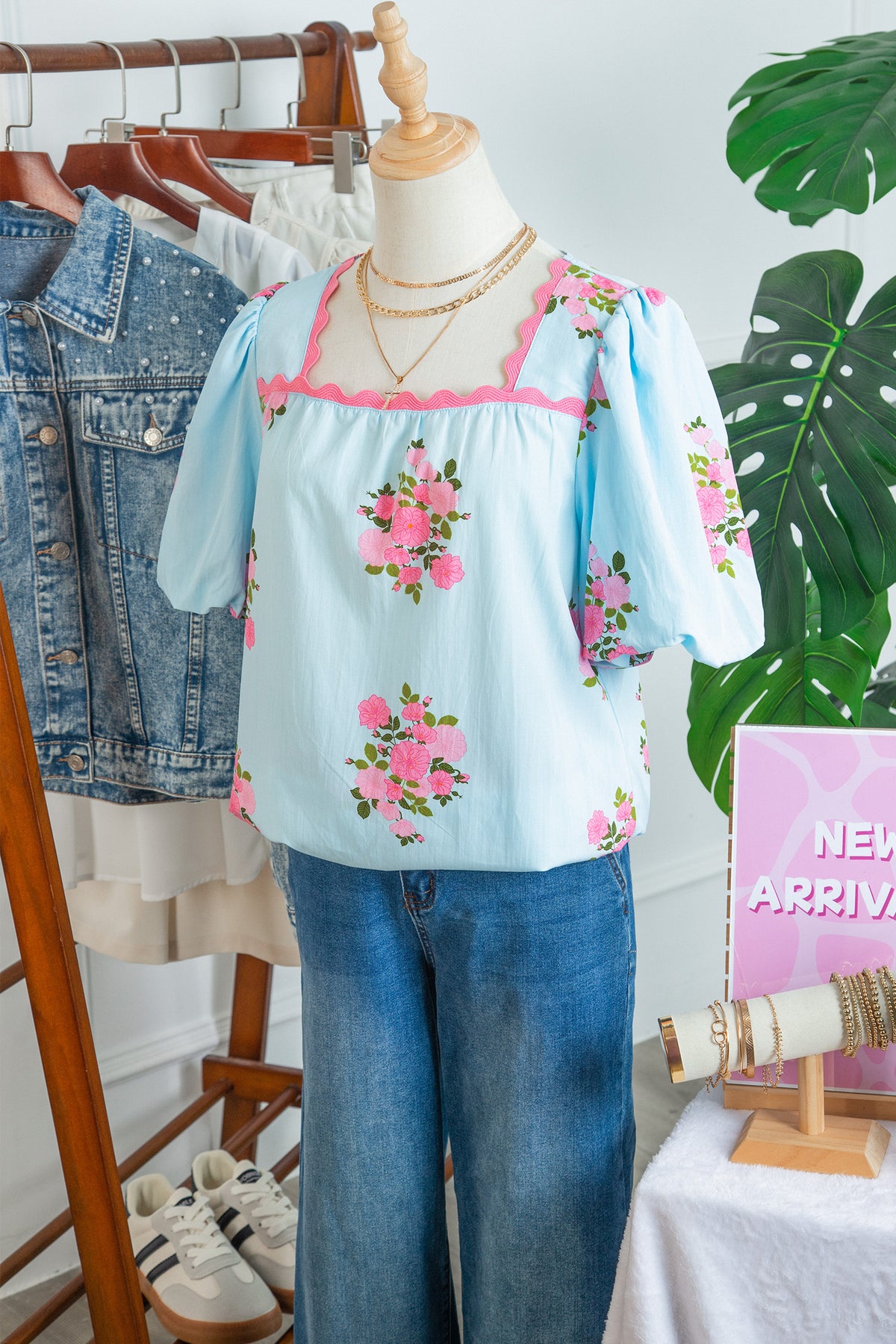 Sky Blue Floral Contrast Ricrac Detail Bubble Sleeve Blouse