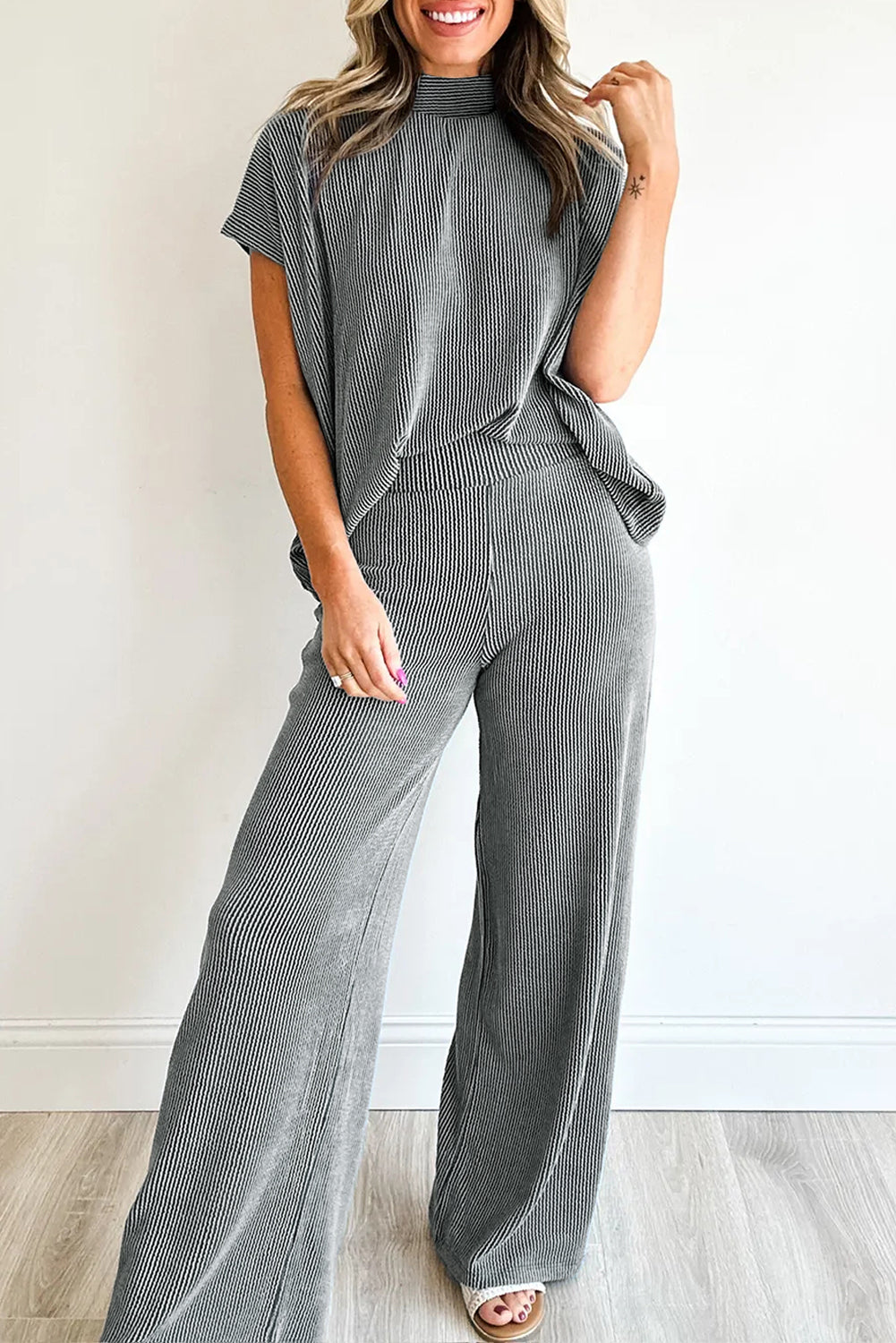 Women's Burgundy Twisted Ribbed High Neck Tee Elastic High-Waist Pants Two-Piece Set