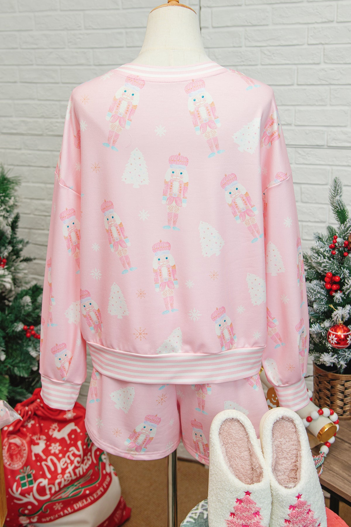 Women's Pink Christmas Tree Nutcracker Doll Print Contrast Trim Top Matching Shorts Set