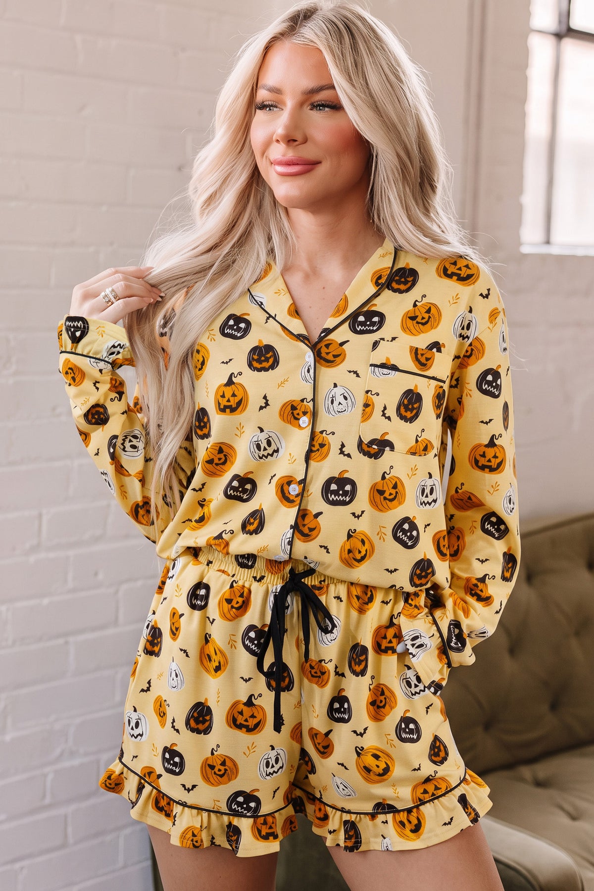 Orange Long Sleeve Ruffle Pumpkin Face Print Lounge Set