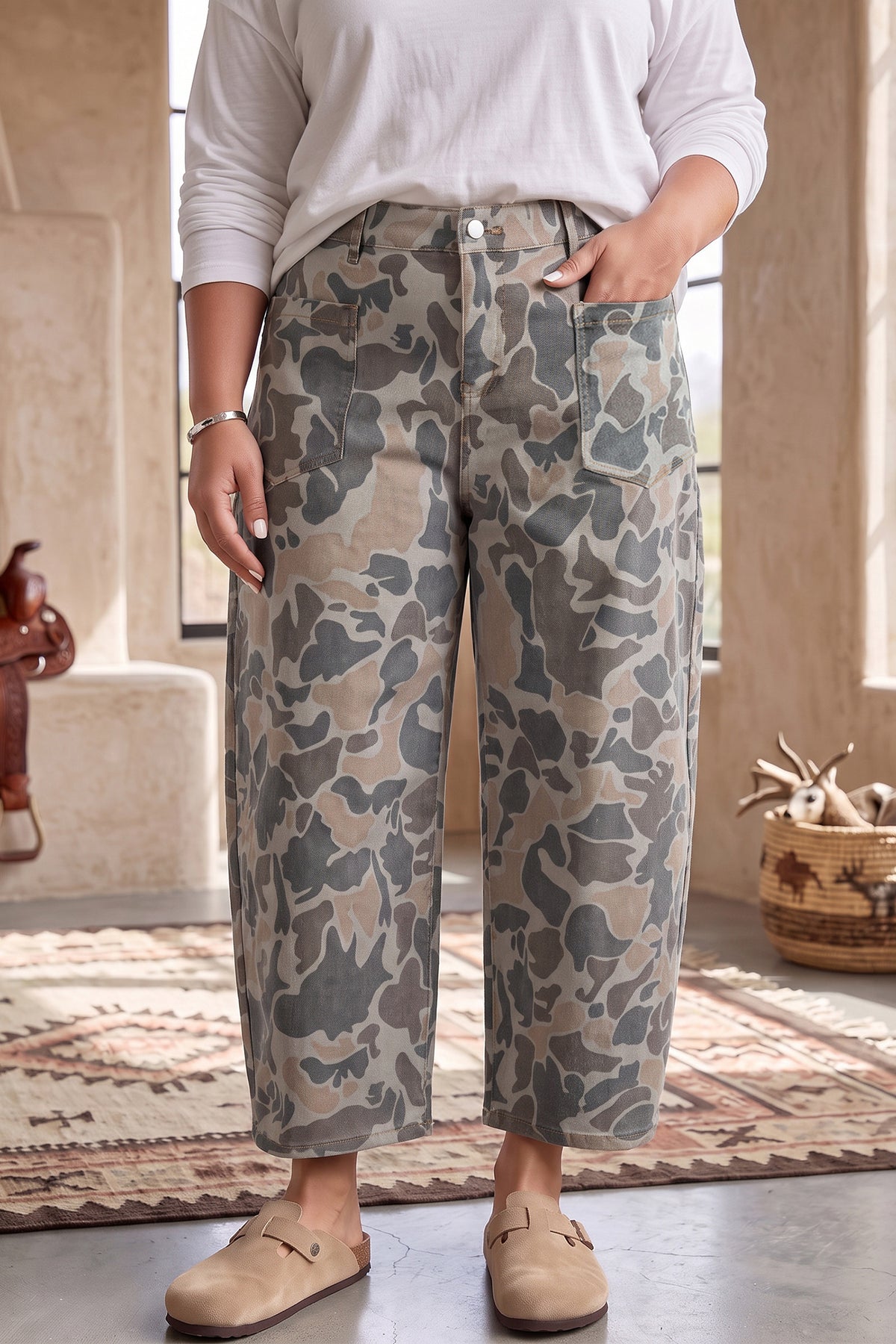 Multicolour Plus Size Camouflage Print High-Rise Barrel Jeans