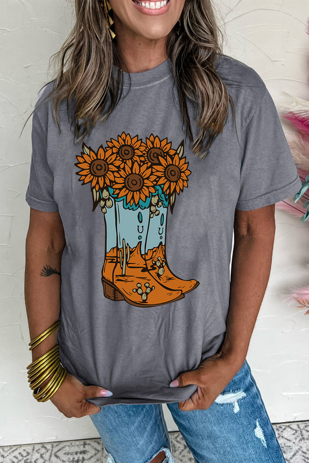 Gray Sunflower Cowgirl Boots Print Western Fashion T-Shirt