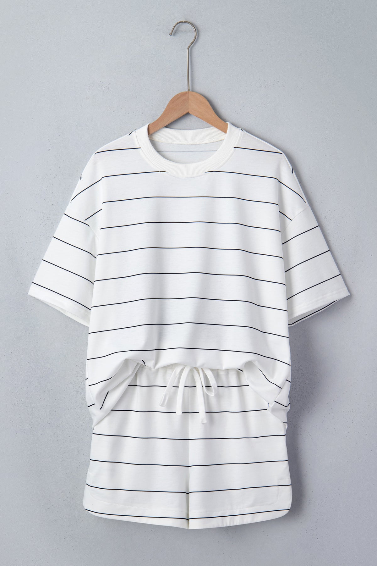Women's White Stripe Half Sleeve Tee Shorts Two-Piece Set