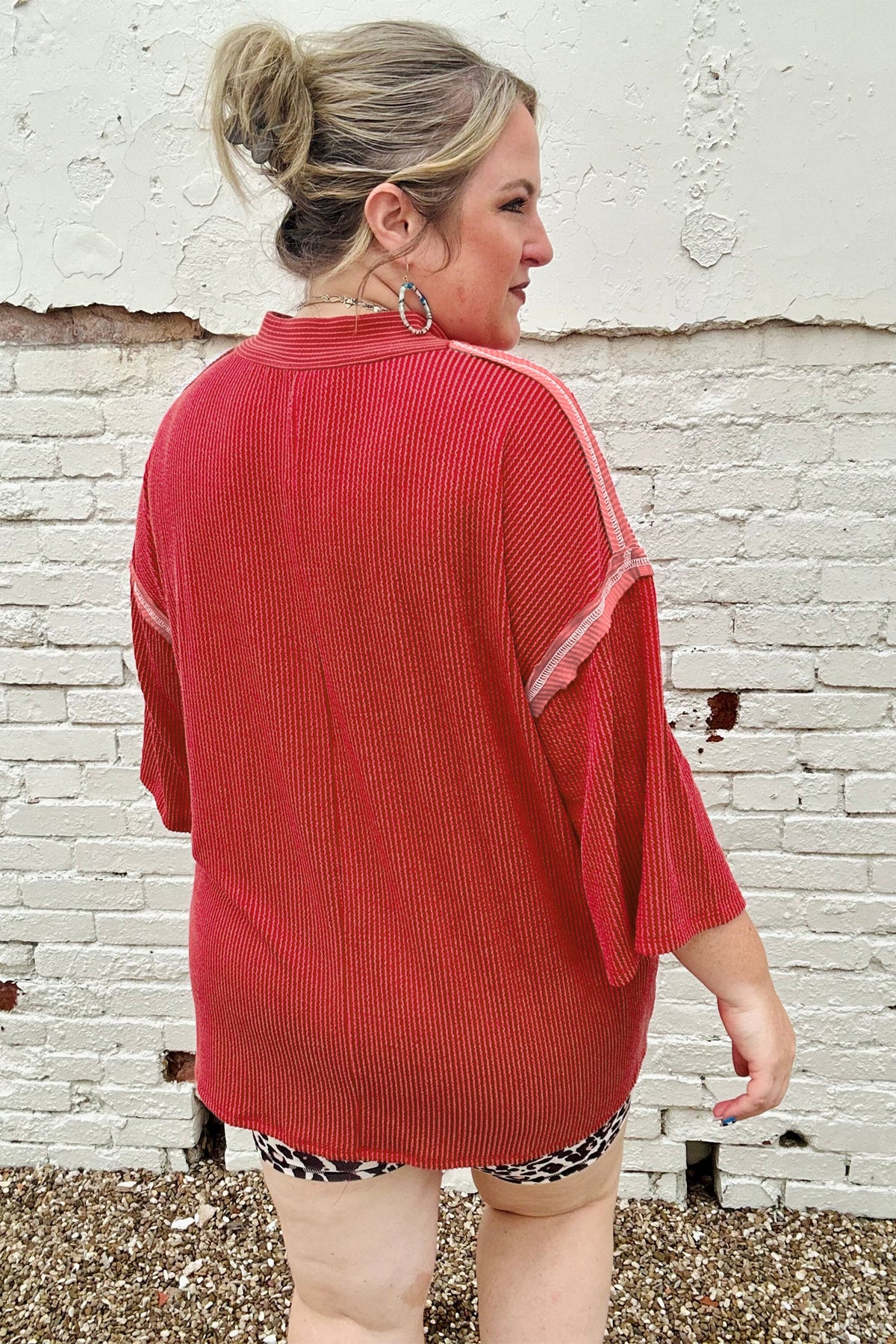 Fiery Red Ribbed Tunic Round-Neck Bracelet Sleeve Plus Size Blouse